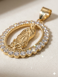Medallón "Aura de Guadalupe"