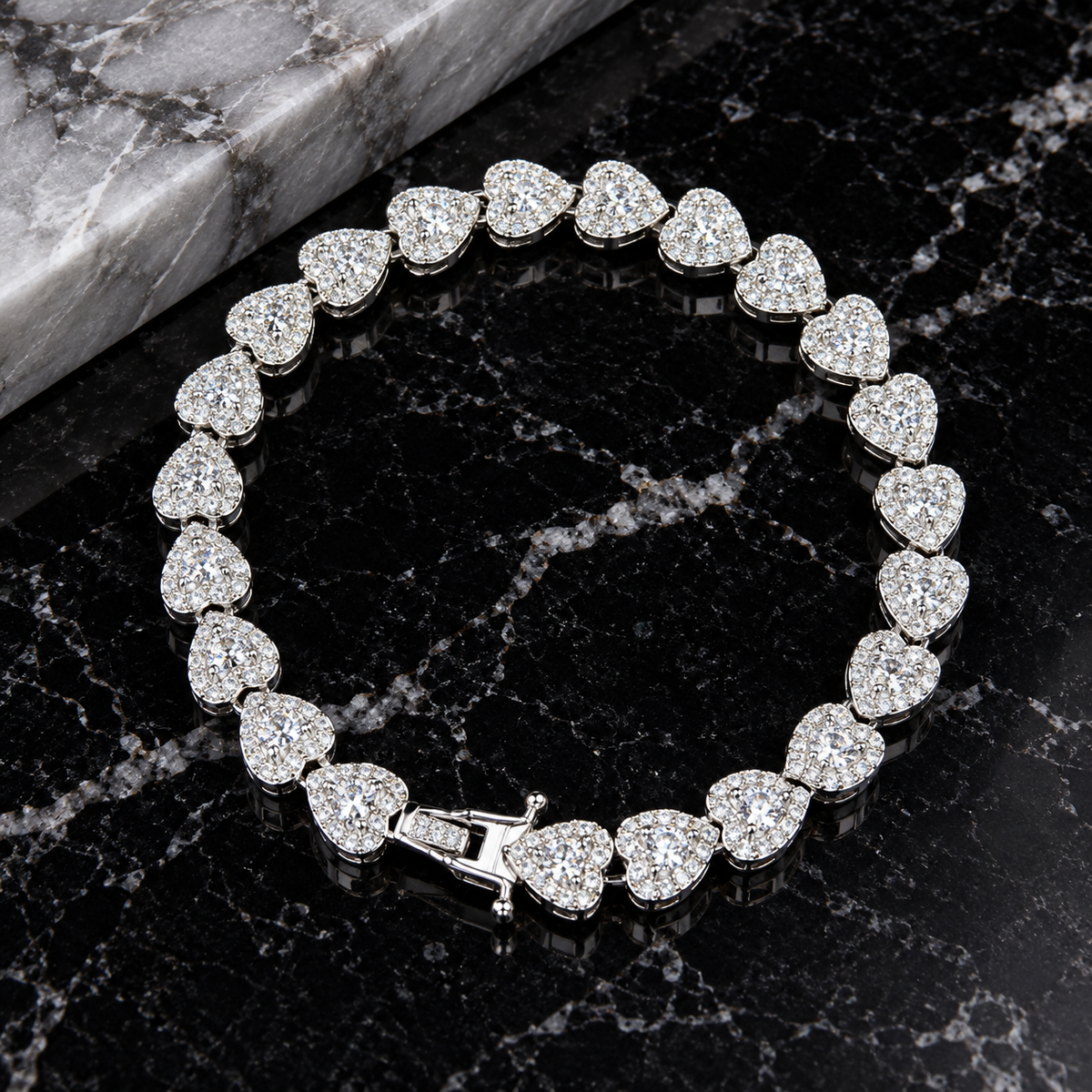 Pulsera de corazones
